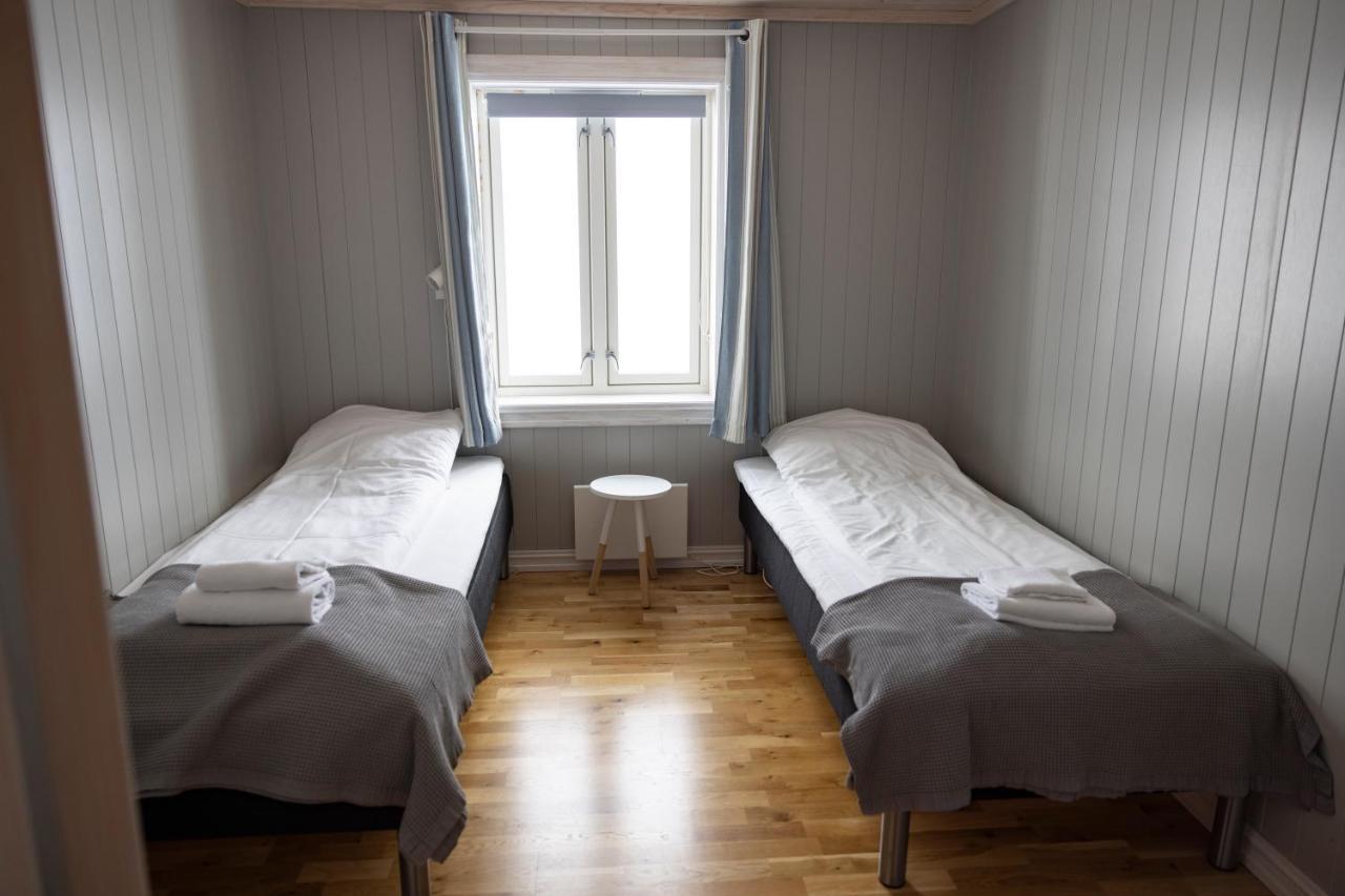 The Tide - Rorbuer Otel Sørvågen Dış mekan fotoğraf