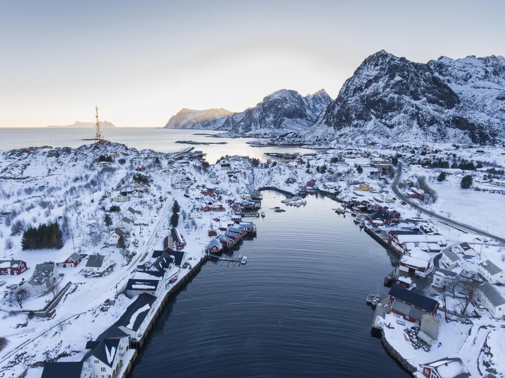 The Tide - Rorbuer Otel Sørvågen Dış mekan fotoğraf